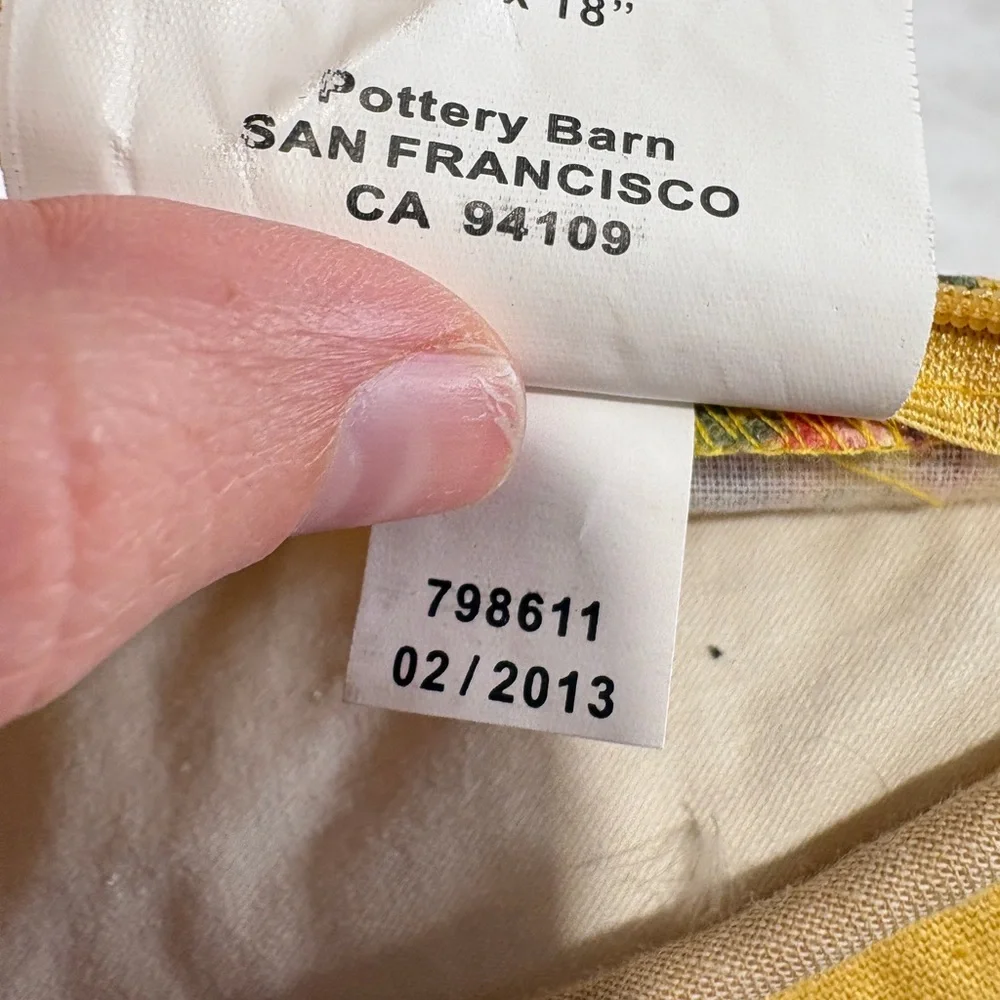 Pottery Barn Yellow Floral Medallion Decorative Throw Pillow Cotton Linen India‎